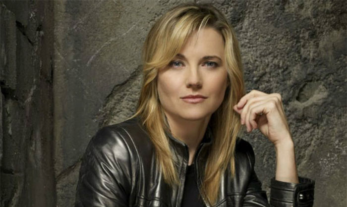Lucy-Lawless-ew